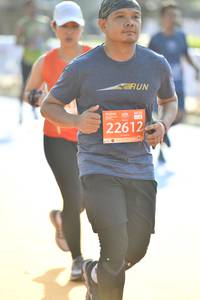 BIB: 259, 26557, 22587
                            <button type="button" onclick="openModal(10648500)" class="btn btn-primary btn-sm float-right btn-popup" data-toggle="modal" data-target=".modal-high-quality">
                        <i class="fas fa-shopping-cart"></i> Add to Cart
                    </button>
                                            <button type="button" onclick="isThisMe(10648500, true)" class="btn btn-success btn-sm float-right btn-popup btn-isme hidden" data-toggle="tooltip" data-placement="bottom" title="นี่คือรูปของคุณใช่ไหม คลิกที่นี่เพื่อเอาเข้าอัลบั้ม">
                        <i class="fas fa-plus"></i> Add to album
                    </button>
                    <button type="button" onclick="isThisMe(10648500, false)" class="btn btn-warning btn-sm float-right btn-popup btn-isnotme hidden">
                        <i class="fas fa-ban"></i> Remove from album
                    </button>